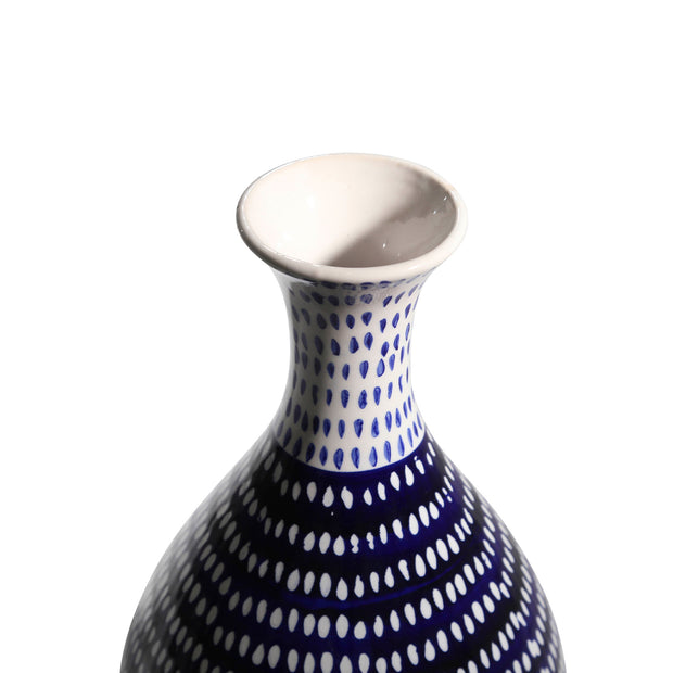 Ec, Blue/white Spotted Vase 12.75"